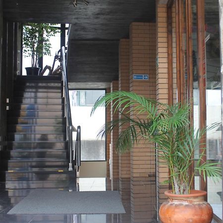 Modern & Recycled Guest House Machico  Exteriér fotografie