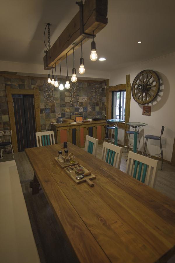Modern & Recycled Guest House Machico  Exteriér fotografie